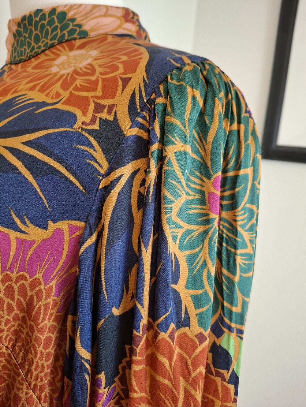 Farm Rio Anthropologie Vintage Garden Floral Balloon Sleeve Satin  Blouse - Picture 9 of 16